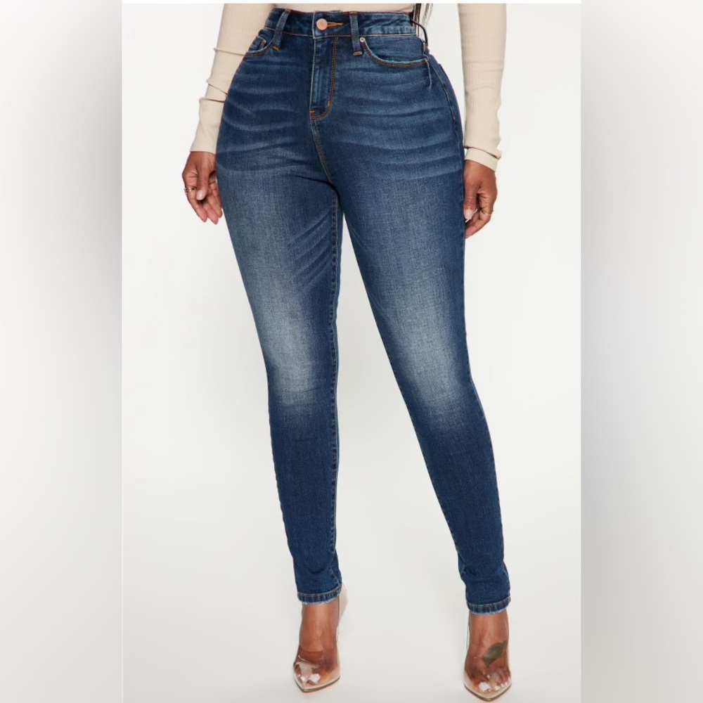 Fashion Nova On The List Deluxe StretchSkinny Jeans